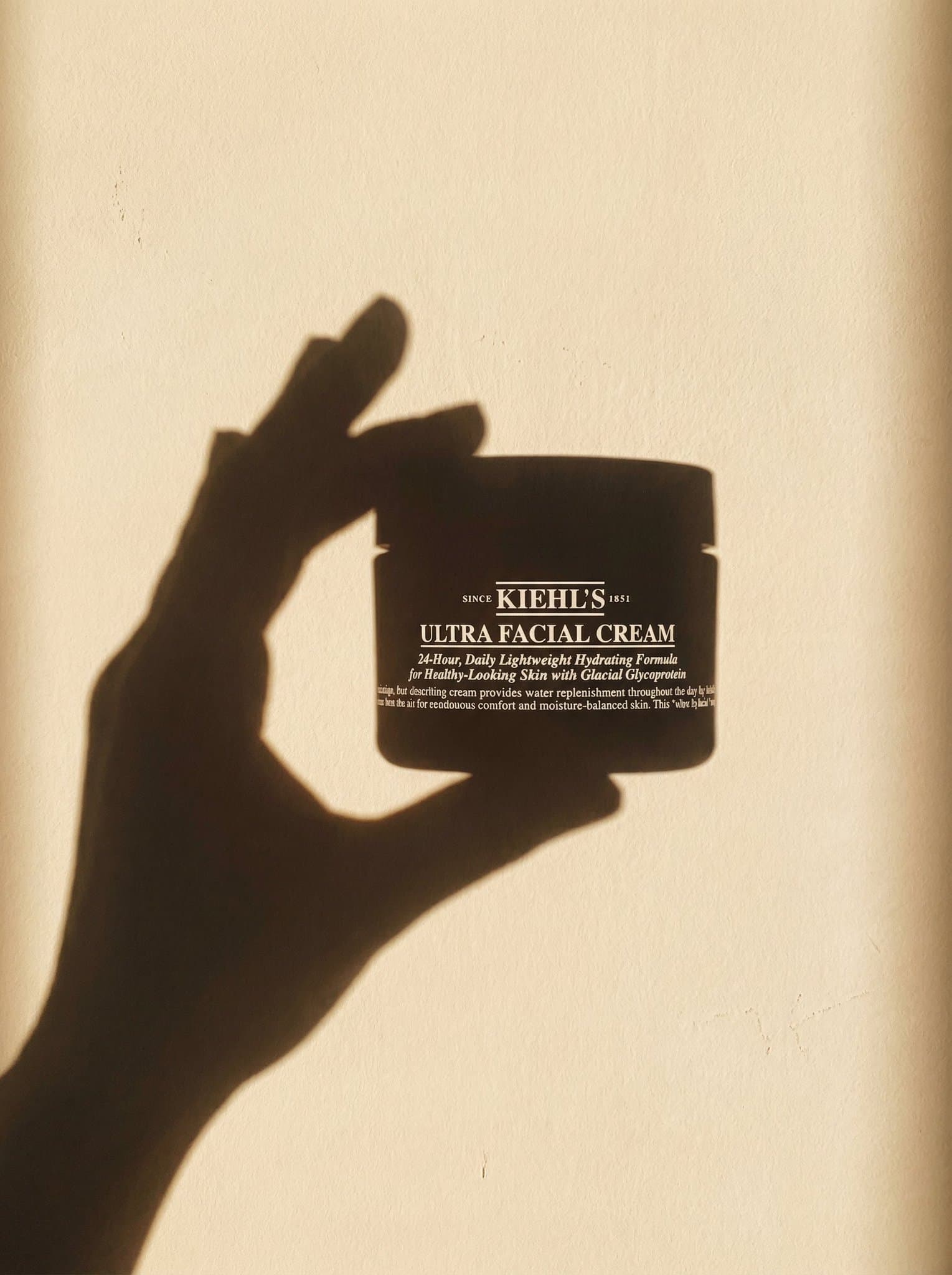 One hand holding the product shown in the uploaded image.
